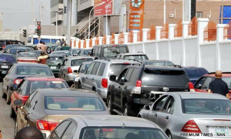 PIC.-19.-FUEL-SCARCITY-PERSISTS-IN-ABUJA-780x470
